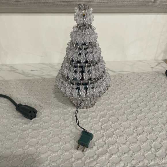 Vntg Handcrafted Clear Beaded Safety Pin/Light Up Christmas Tree 11” Color Light - Picture 6 of 9